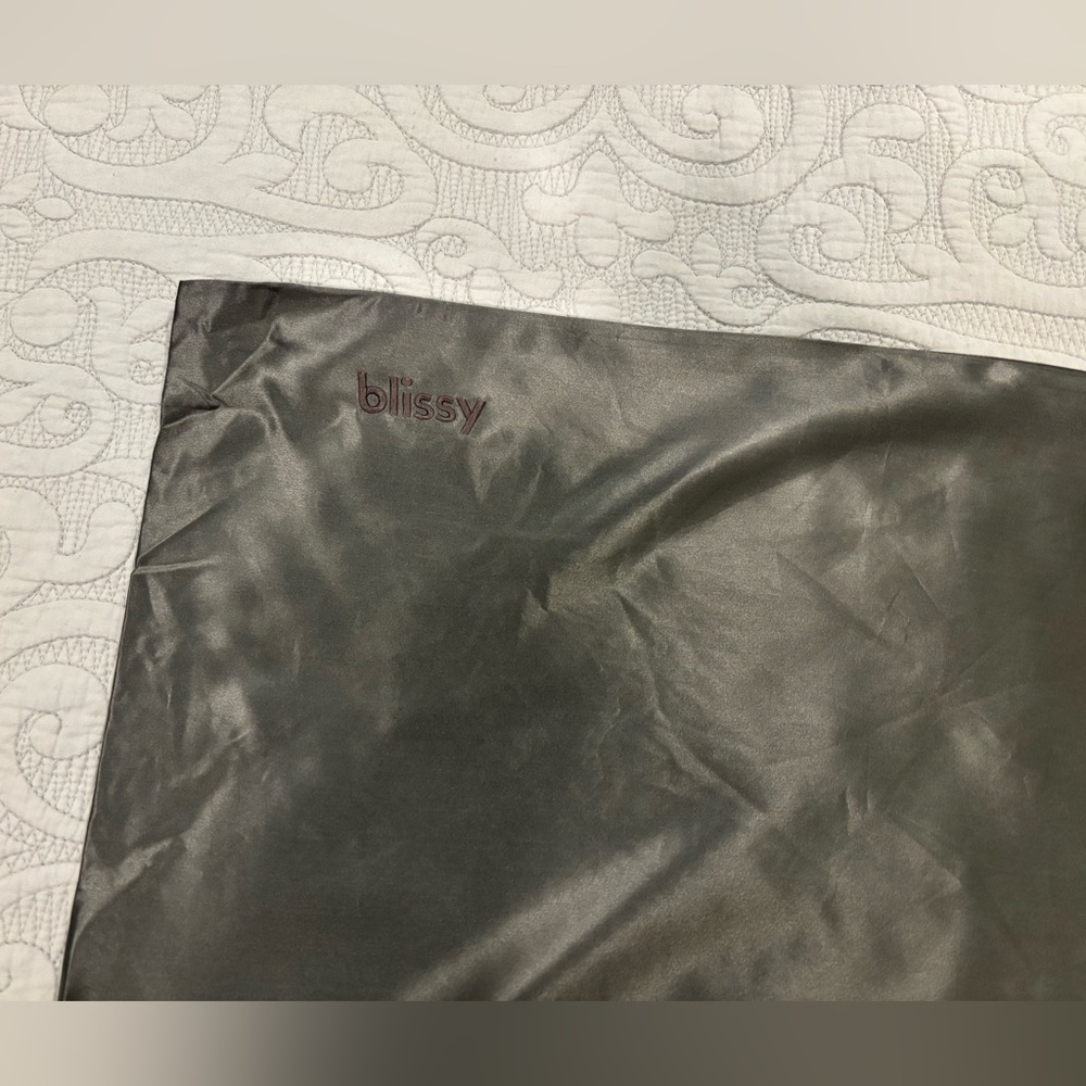 King Blissy Gray 100% Mulberry Silk Pillowcase